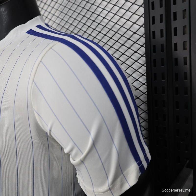 نسخة اللاعب 25/26 قميص تشيلسي أديداس أديداس أيقونات تشيلسي الأصلية باللون الأبيض