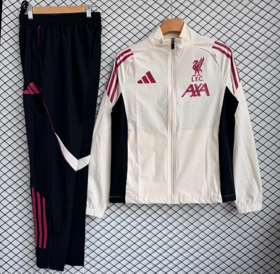 25/26 ليفربول سترة واقية من الرياح بسحاب كامل باللونين الكريمي/الأحمر + بنطال طويل