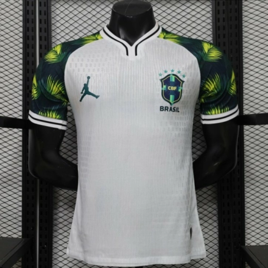 قميص اللاعب الإصدار 2026 باللون الأبيض البرازيلي - إصدار خاص