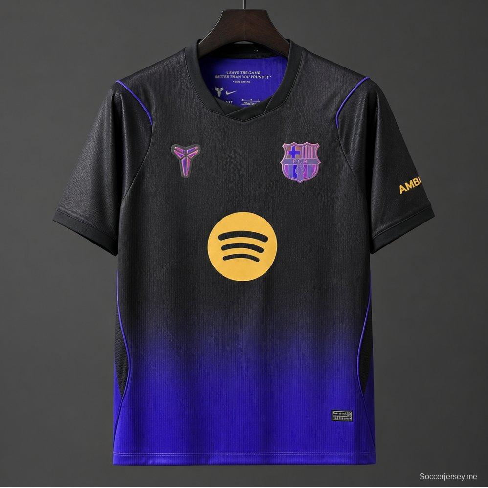 قميص برشلونة للعب خارج أرضه للموسم 2026/2027